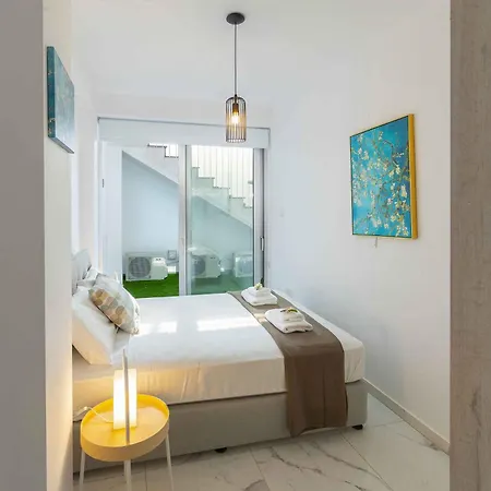 Brand New Luxurious With Pool Βίλα Πρωταράς